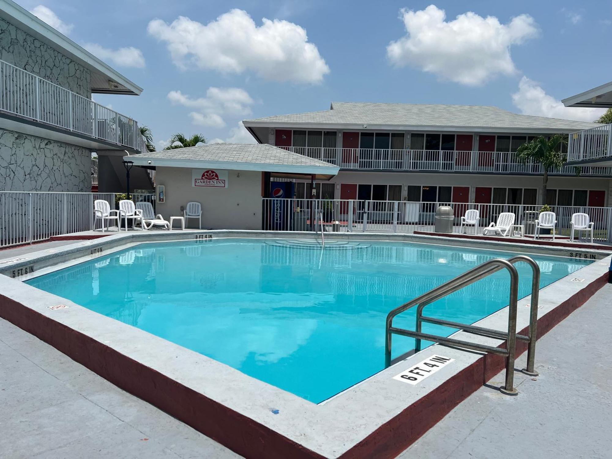 Garden Inn Homestead/Everglades/Gateway To Keys Exteriör bild