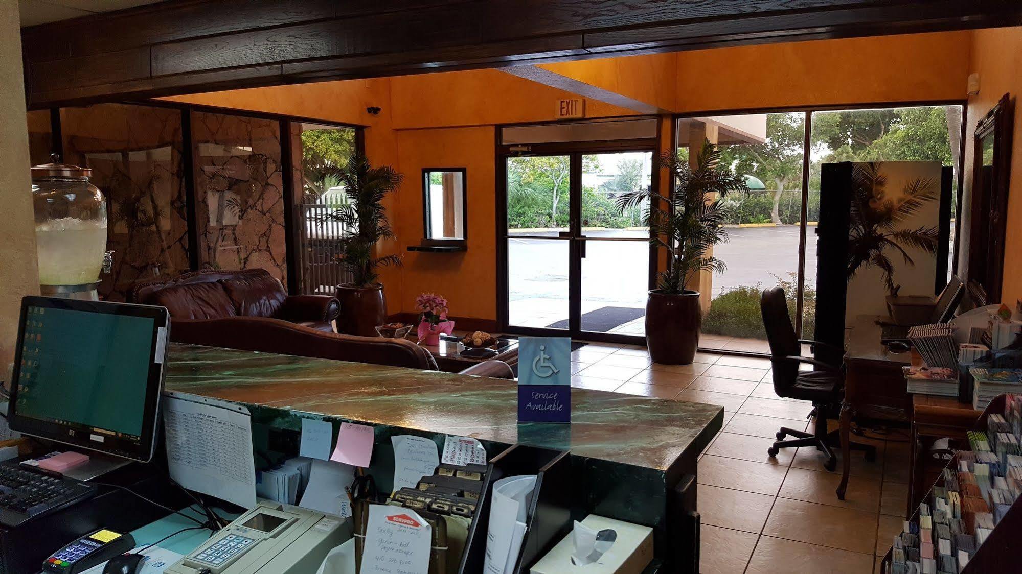 Garden Inn Homestead/Everglades/Gateway To Keys Exteriör bild